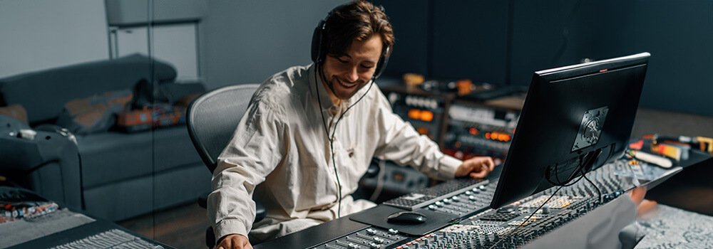How Radio Stations Can Use Data to Improve